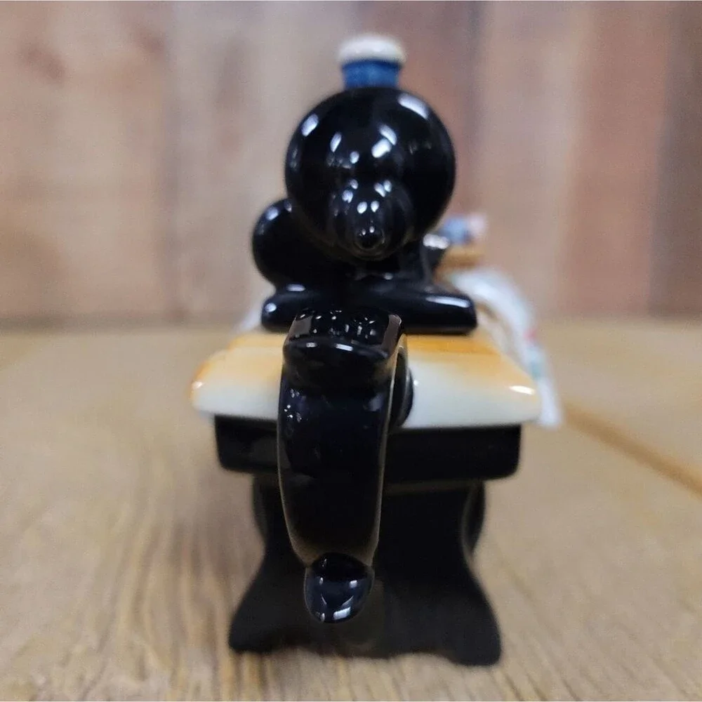 Cardew Design mini Sewing Machine Teapot Artist Signed